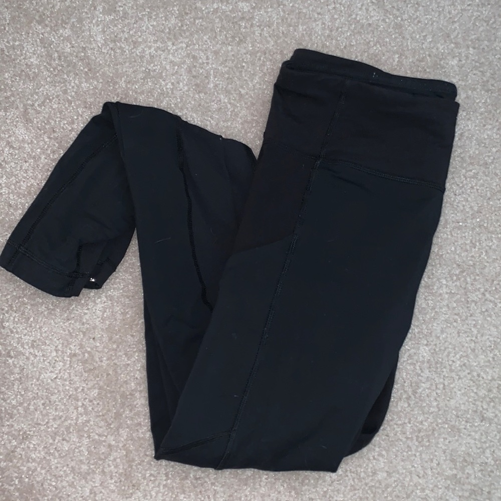 Black lululemon leggings
